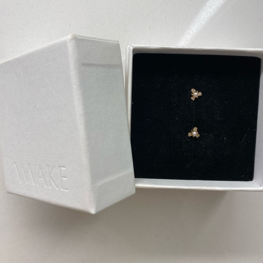 Wwake Blush Pearl Burst Earrings in 14K Yellow Gold